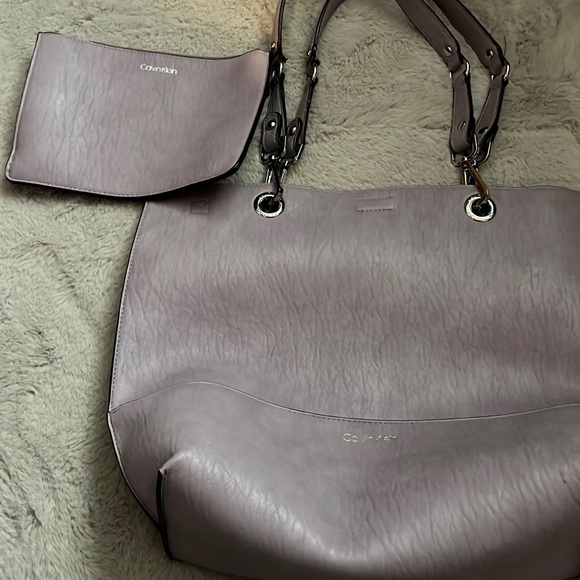 Beautiful Calvin Klein purse with wallet tote lilac color New - Picture 1 of 3